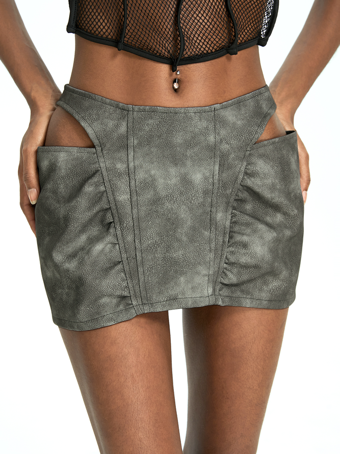 【Final Sale】Edgy Gray PU Cut out Bottom Shorts